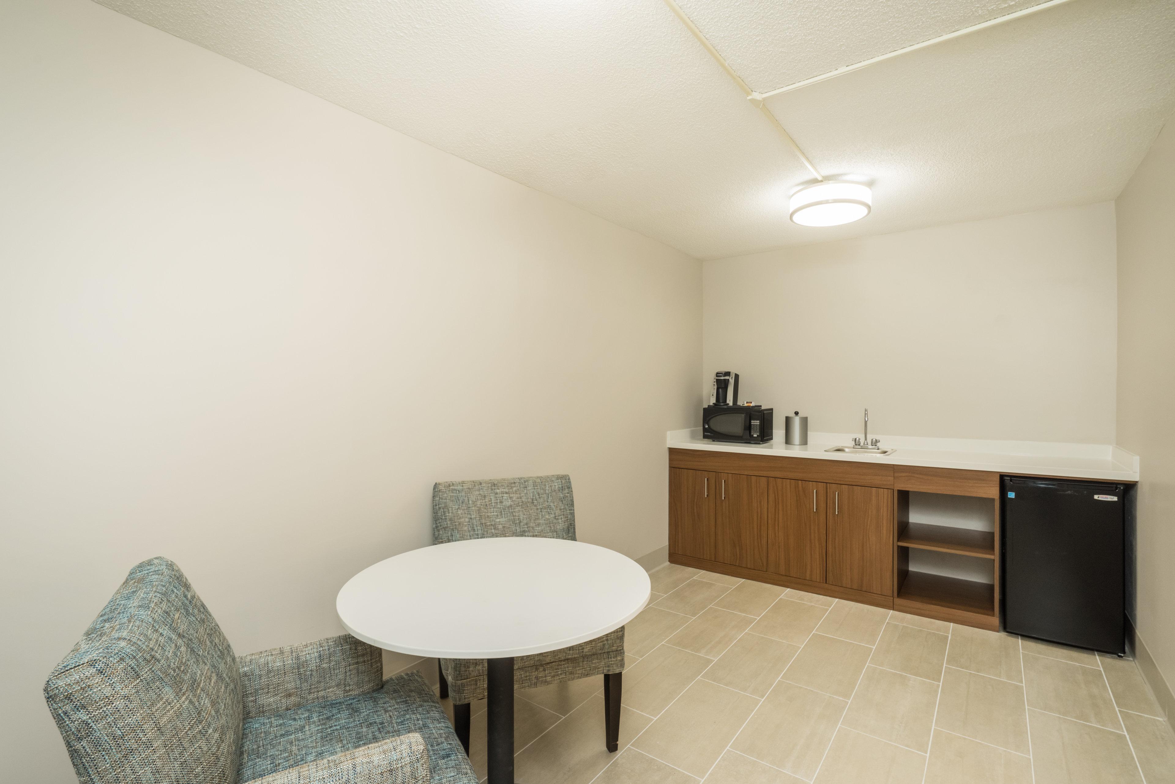 Holiday Inn Express Hotel & Suites Louisville East By Ihg Exterior foto