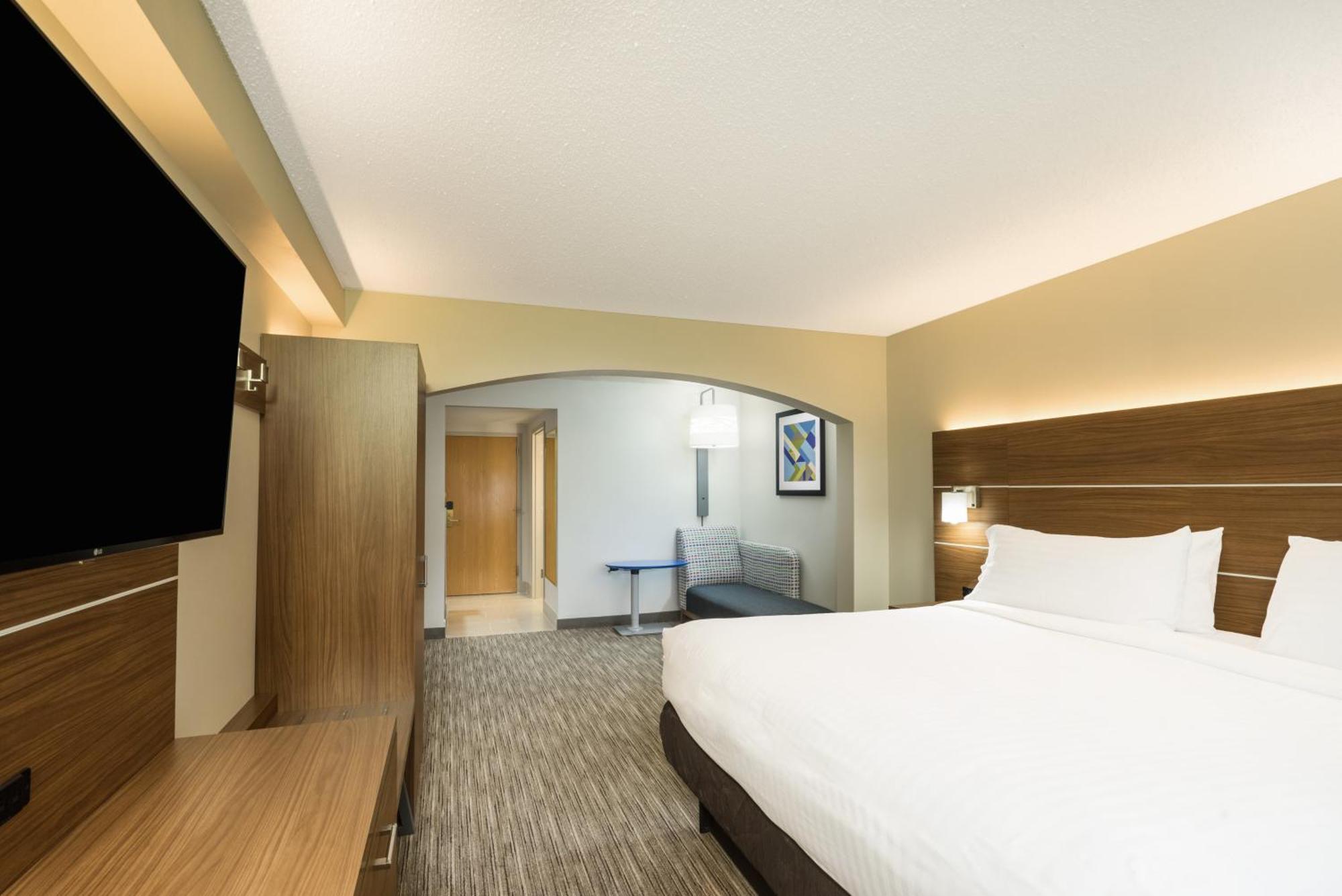 Holiday Inn Express Hotel & Suites Louisville East By Ihg Exterior foto